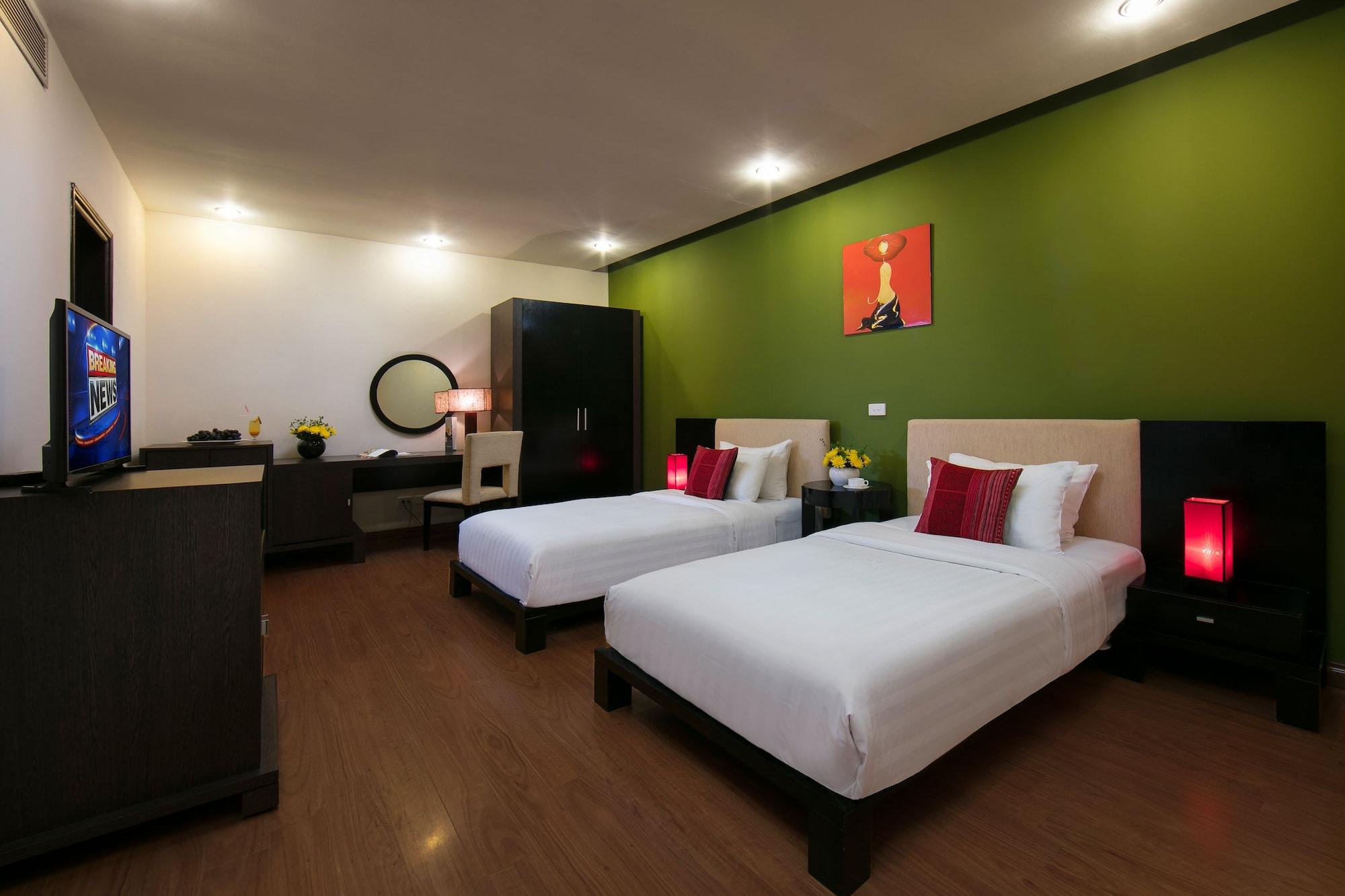 Hotel Anise & 4*