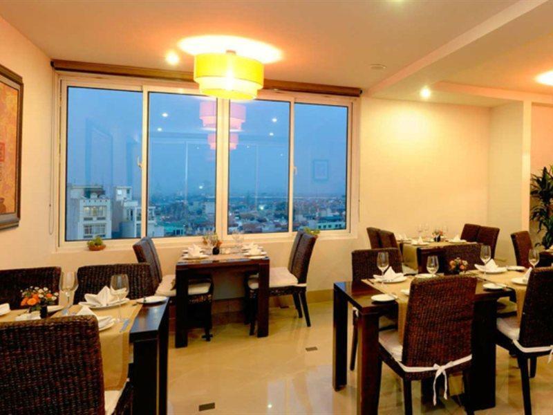 Hotel Anise & 4*